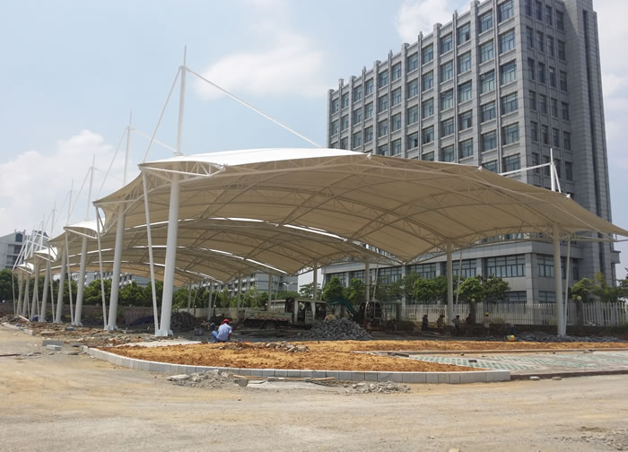 �ں�������(d��ng)�����T���Ĥ�Y(ji��)��(g��u)